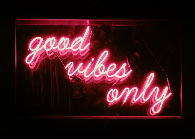 Good Vibes Neon Plakát